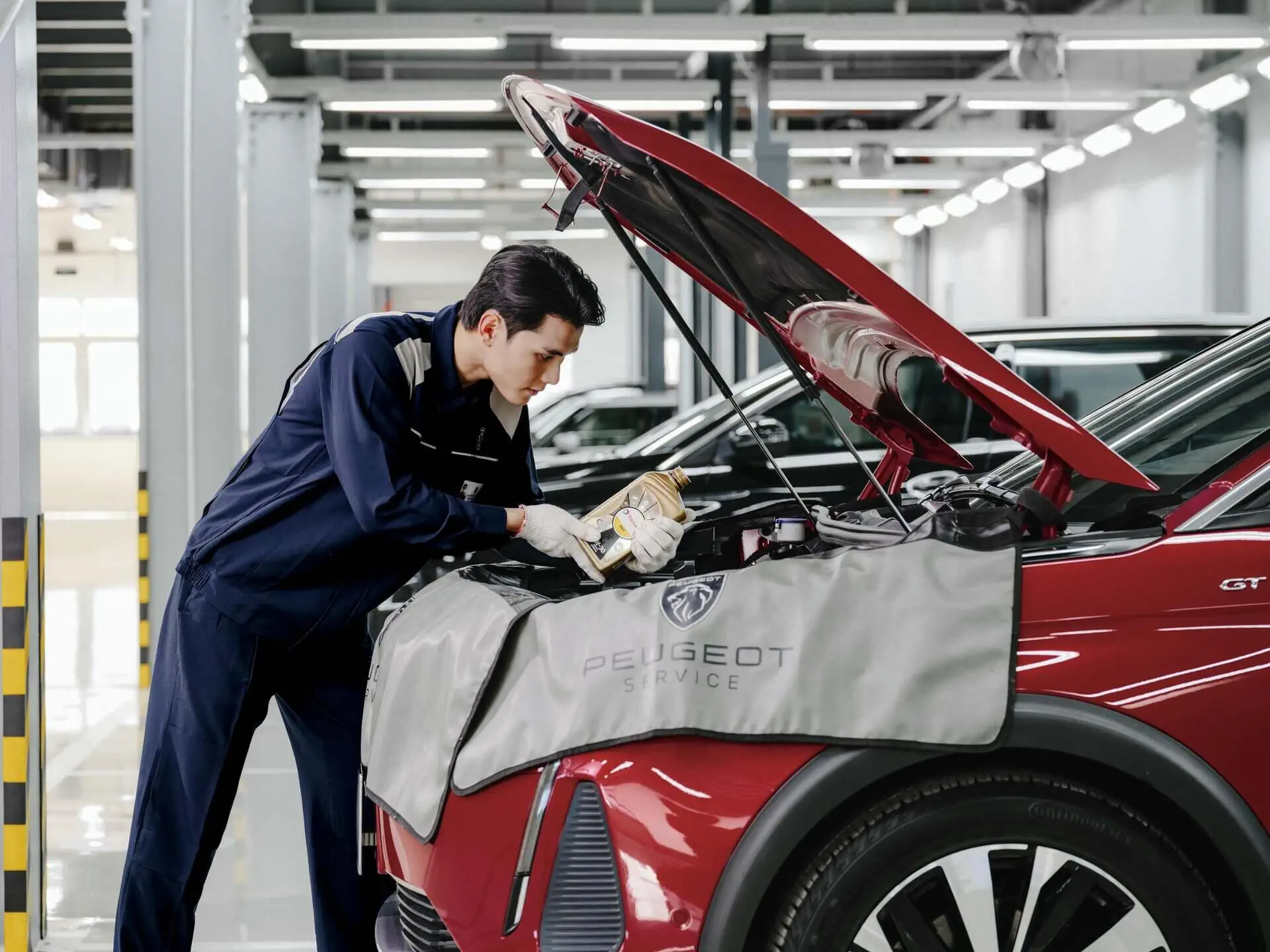 3-peugeot-mang-den-dich-vu-bao-hanh-5-nam-khong-gioi-han-so-km-giup-chu-so-huu-an-tam-tren-moi-hanh-trinh