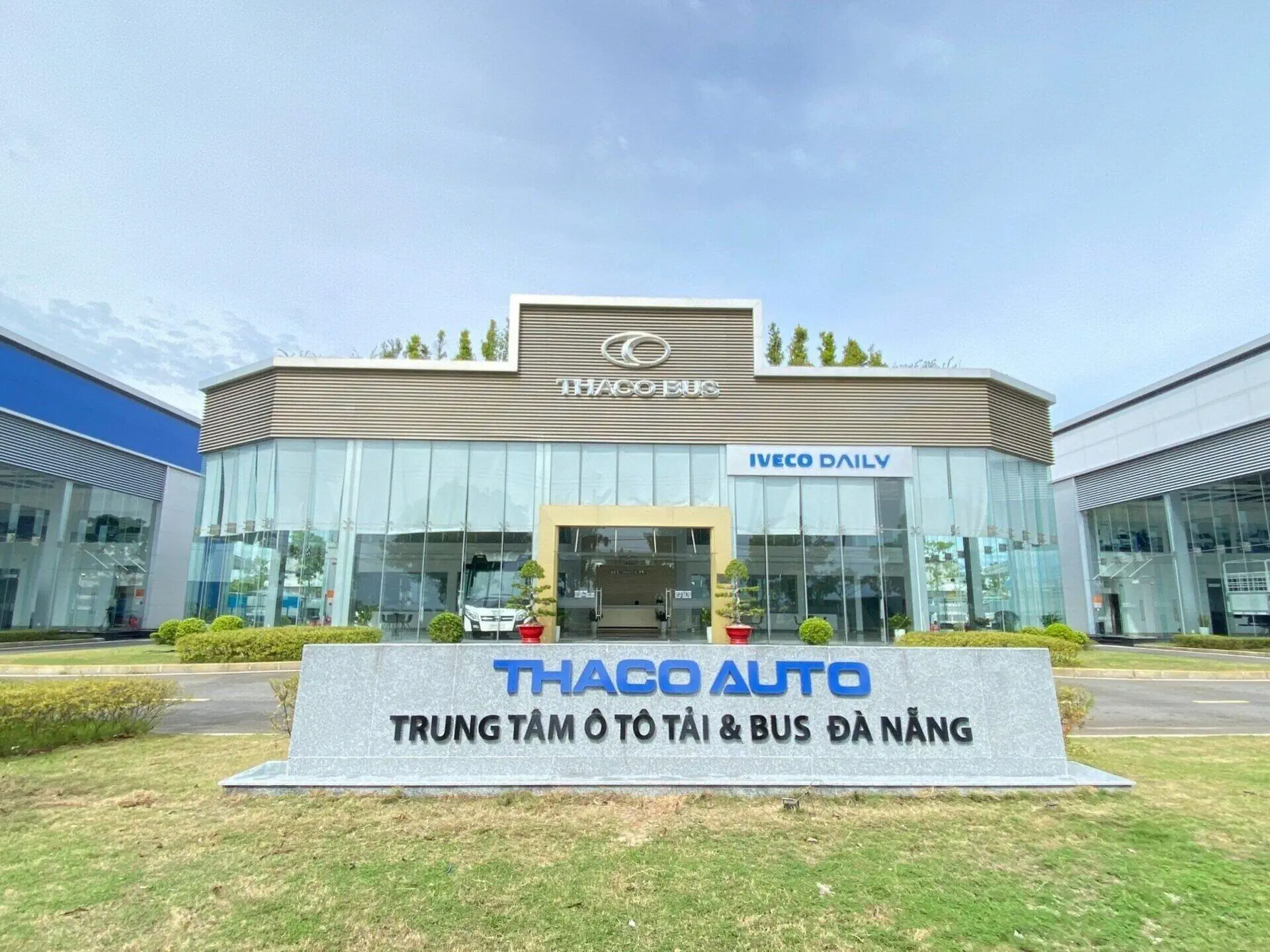 TRUNG TÂM TẢI BUS ĐÀ NẴNG
